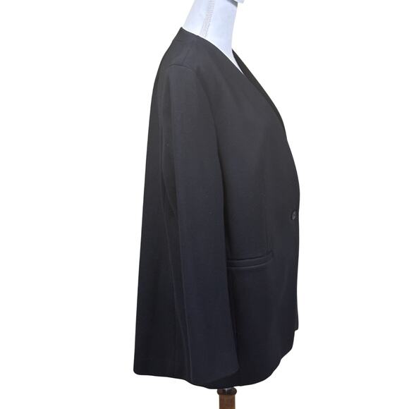 Spanx Perfect Collarless Blazer, minimalist, professional, classic, stretch - Picture 2 of 5